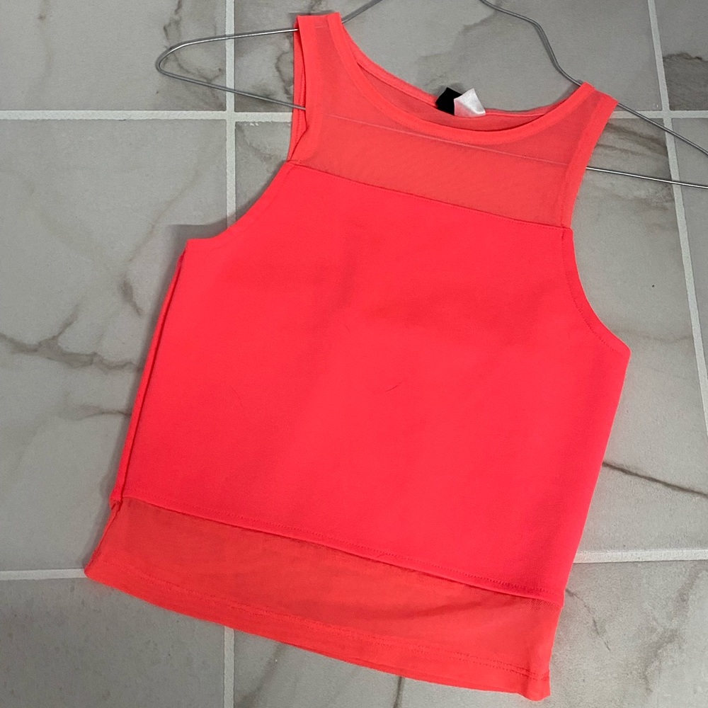 H&M Mesh Crop atop
